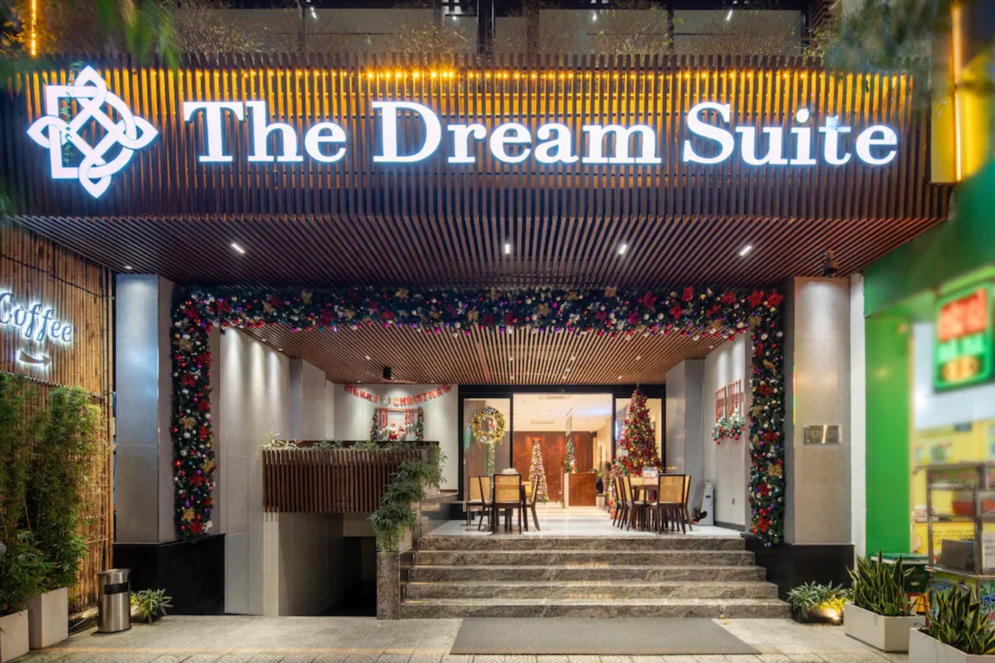 Review The Dream Suite N Ng Mang Xu H Ng Thi T K Hi N I Kendesign